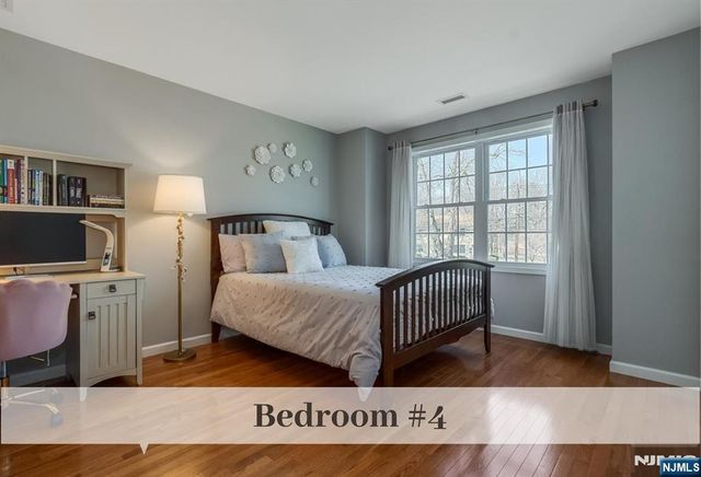 80 W Prospect Street, Waldwick, NJ 07463