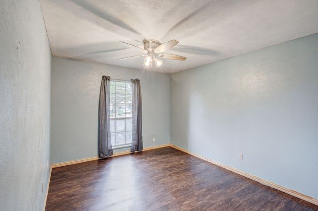 5208 Knox Drive, The Colony, TX 75056