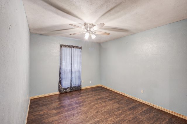 5208 Knox Drive, The Colony, TX 75056