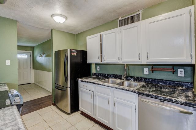 5208 Knox Drive, The Colony, TX 75056