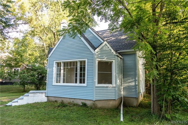 2591 Meadow Lane, Eden, NY 14057