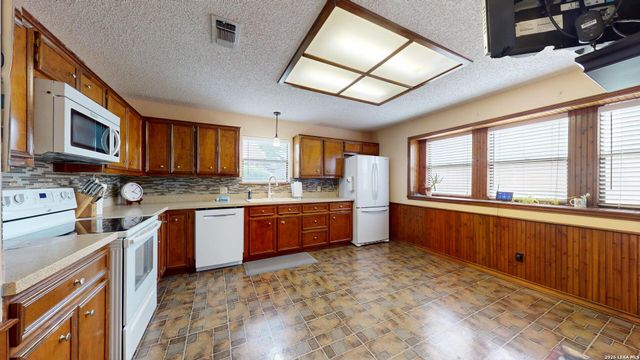1108 Sunrise, New Braunfels, TX 78130