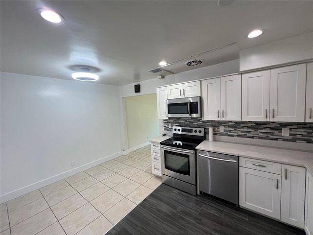 2648 Cleveland Street 1, Hollywood, FL 33020