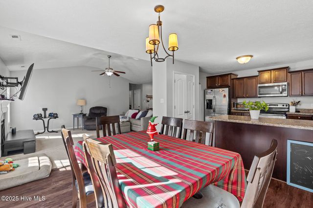 215 Marsh Haven Drive, Sneads Ferry, NC 28460