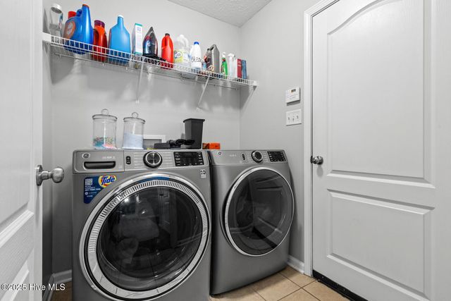 215 Marsh Haven Drive, Sneads Ferry, NC 28460