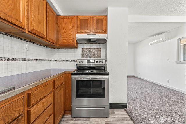 10221 Villa Lane SW, Lakewood, WA 98499