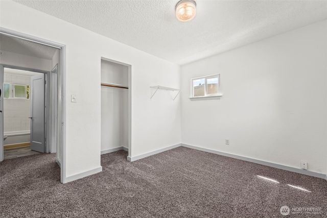 10221 Villa Lane SW, Lakewood, WA 98499