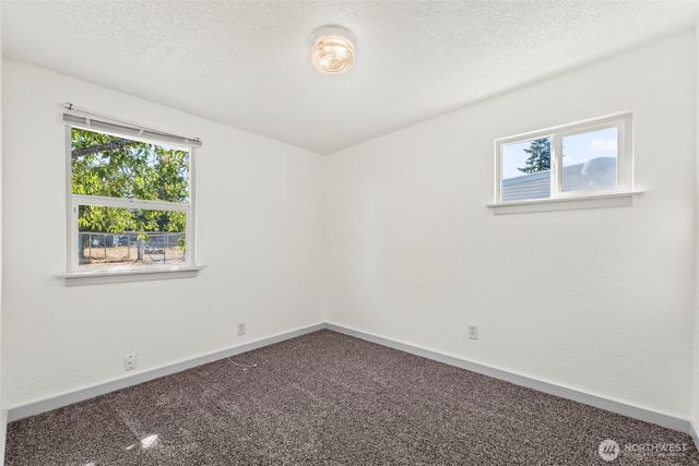 10221 Villa Lane SW, Lakewood, WA 98499