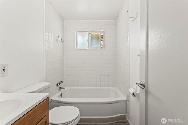 10221 Villa Lane SW, Lakewood, WA 98499