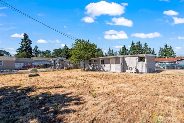10221 Villa Lane SW, Lakewood, WA 98499