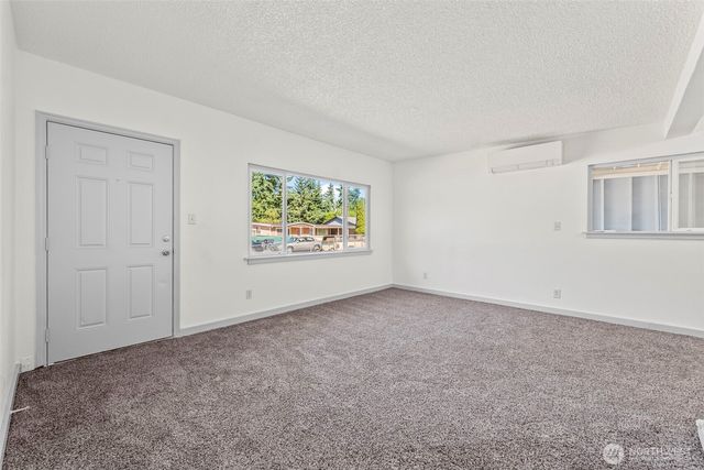 10221 Villa Lane SW, Lakewood, WA 98499