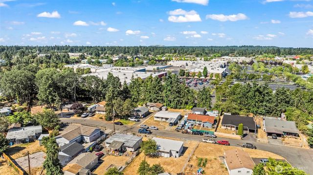 10221 Villa Lane SW, Lakewood, WA 98499