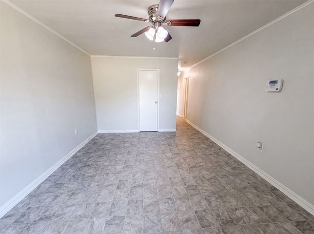 4268 Texas College Drive, Dallas, TX 75241