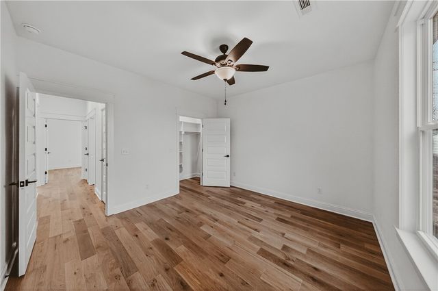 26 Smart Lane, Bella Vista, AR 72715