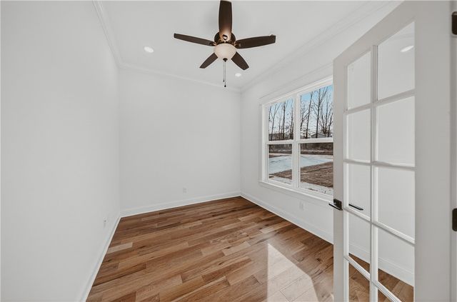 26 Smart Lane, Bella Vista, AR 72715