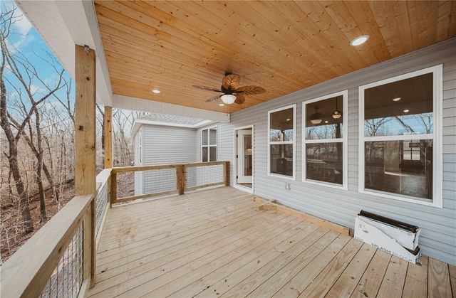 26 Smart Lane, Bella Vista, AR 72715