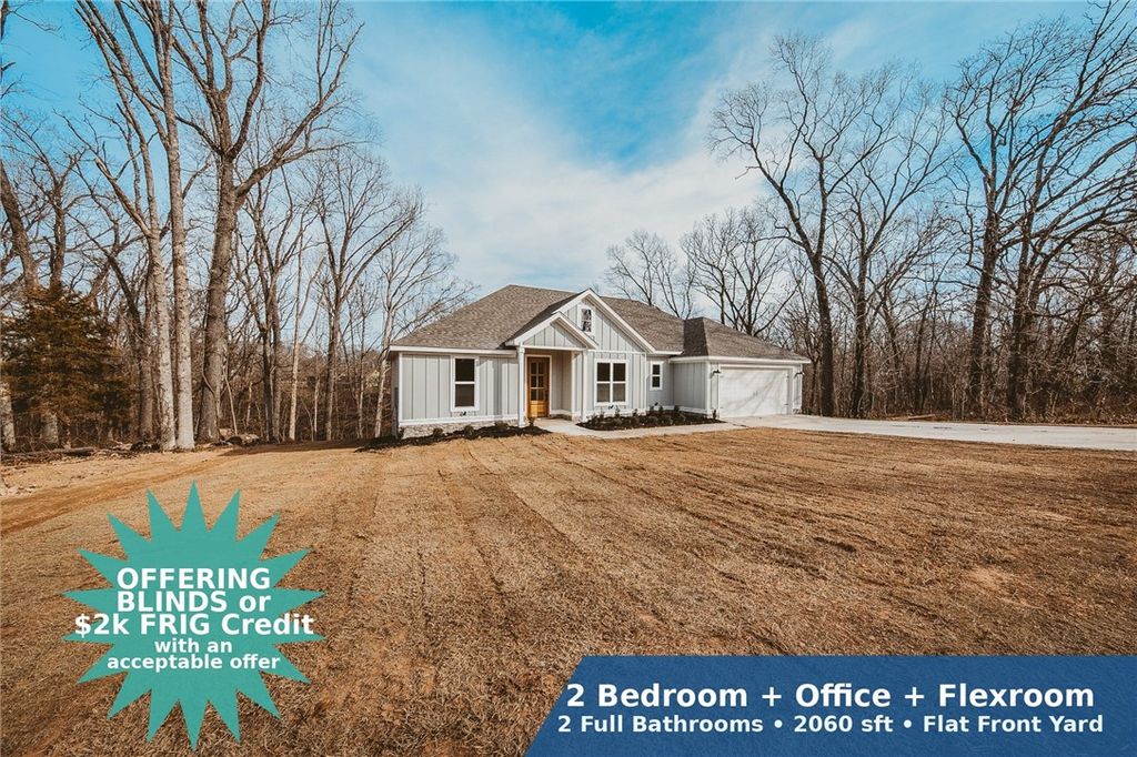 26 Smart Lane, Bella Vista, AR 72715