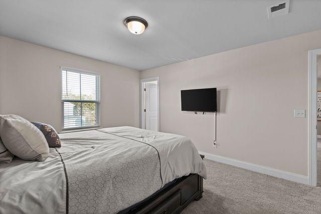 2004 Notchleaf Rd, Antioch, TN 37013