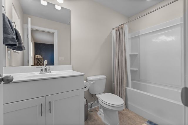 2004 Notchleaf Rd, Antioch, TN 37013