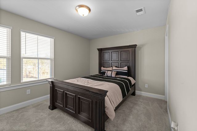 2004 Notchleaf Rd, Antioch, TN 37013