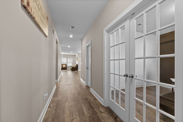 2004 Notchleaf Rd, Antioch, TN 37013