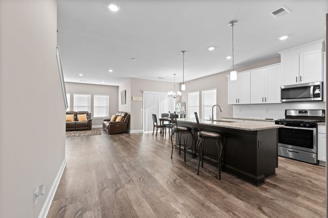 2004 Notchleaf Rd, Antioch, TN 37013