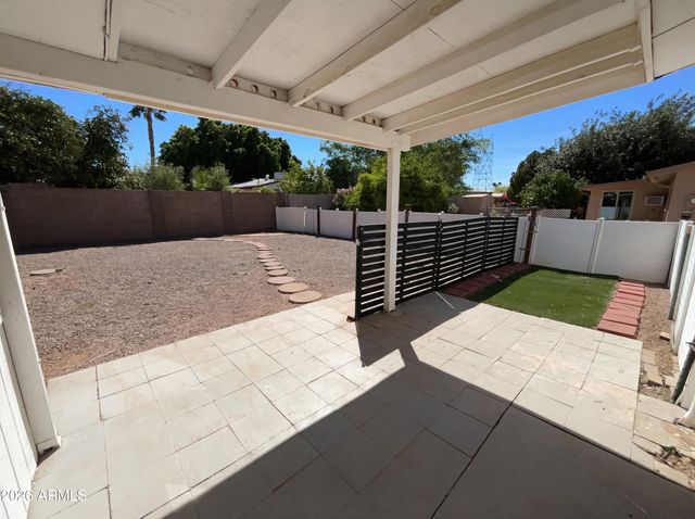 639 N 57TH Place, Mesa, AZ 85205