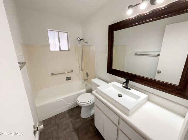 639 N 57TH Place, Mesa, AZ 85205