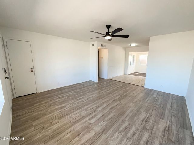 639 N 57TH Place, Mesa, AZ 85205