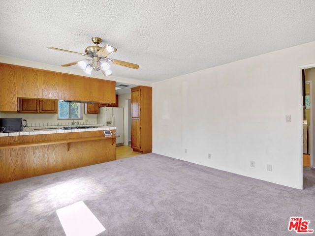 10938 Wescott Avenue, Sunland (los Angeles), CA 91040