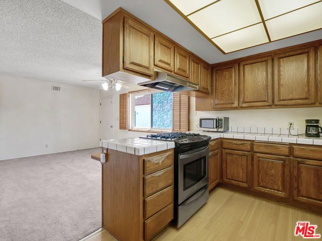 10938 Wescott Avenue, Sunland (los Angeles), CA 91040
