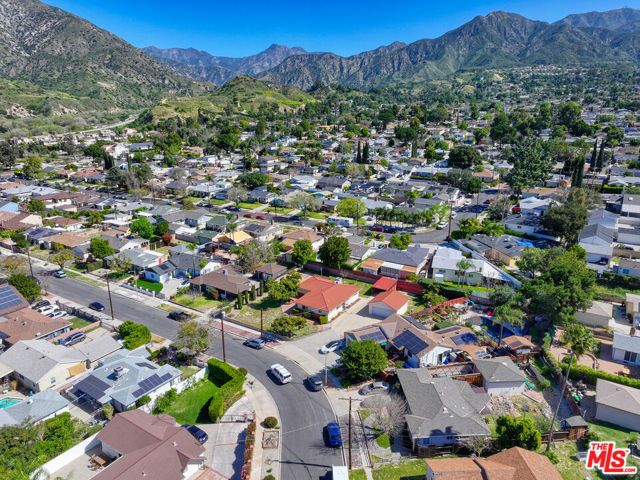 10938 Wescott Avenue, Sunland (los Angeles), CA 91040
