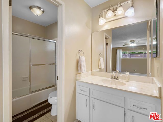 10938 Wescott Avenue, Sunland (los Angeles), CA 91040