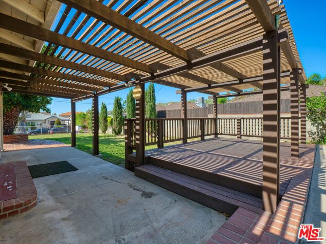 10938 Wescott Avenue, Sunland (los Angeles), CA 91040