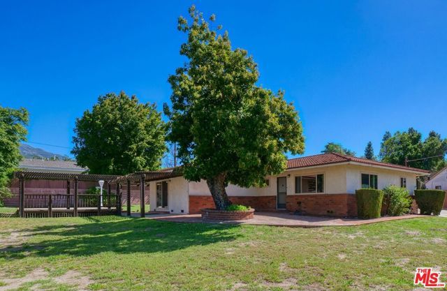 10938 Wescott Avenue, Sunland (los Angeles), CA 91040