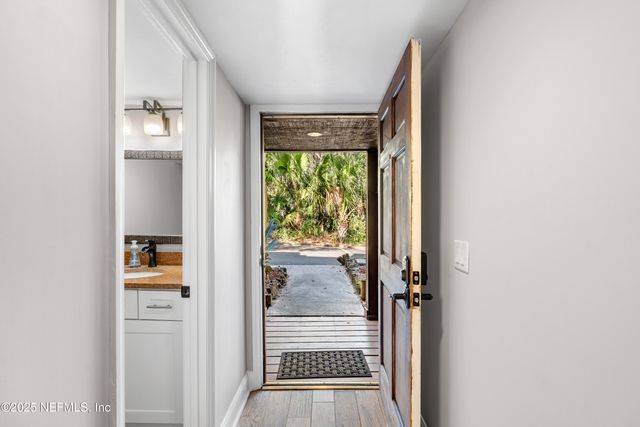 2277 SEMINOLE Road O, Atlantic Beach, FL 32233