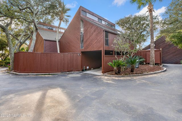 2277 SEMINOLE Road O, Atlantic Beach, FL 32233