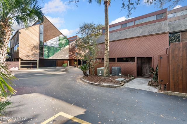 2277 SEMINOLE Road O, Atlantic Beach, FL 32233