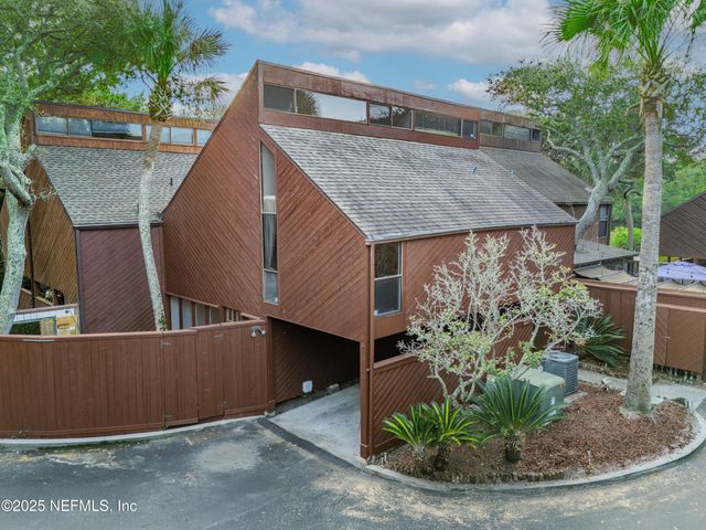 2277 SEMINOLE Road O, Atlantic Beach, FL 32233