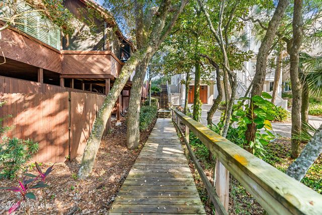 2277 SEMINOLE Road O, Atlantic Beach, FL 32233