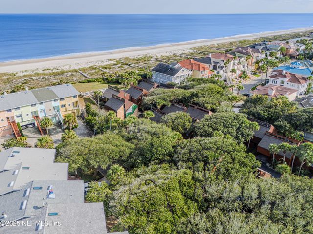 2277 SEMINOLE Road O, Atlantic Beach, FL 32233