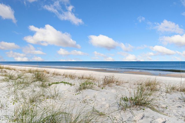 2277 SEMINOLE Road O, Atlantic Beach, FL 32233