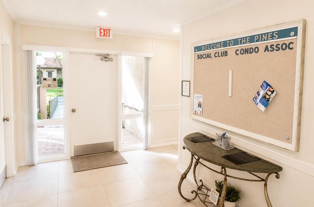 9307 Vista Del Lago, Boca Raton, FL 33428