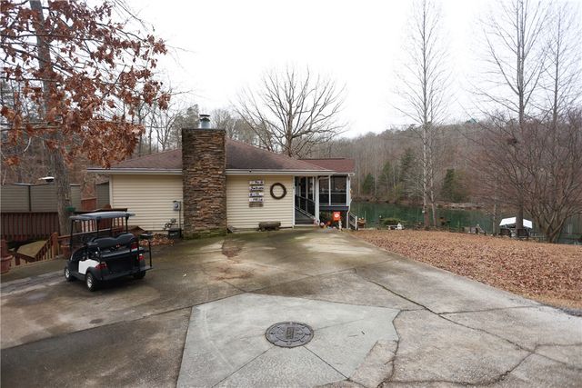 518 Inlet Drive, Seneca, SC 29672