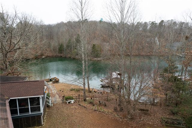 518 Inlet Drive, Seneca, SC 29672