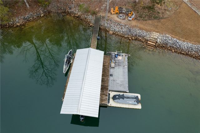 518 Inlet Drive, Seneca, SC 29672