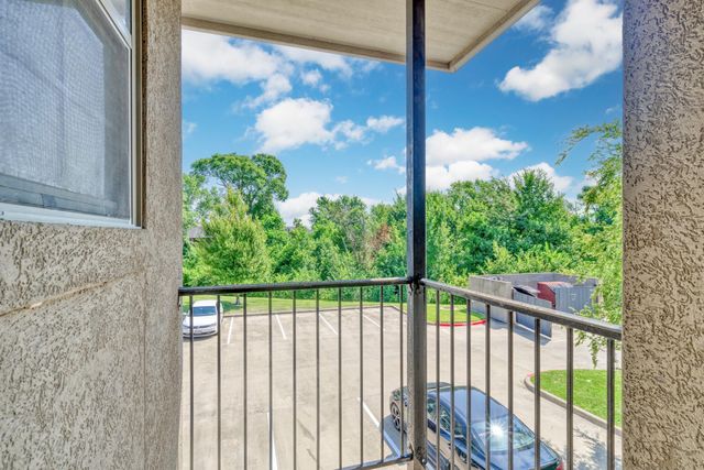 167 Forest Drive, College Station, TX 77840