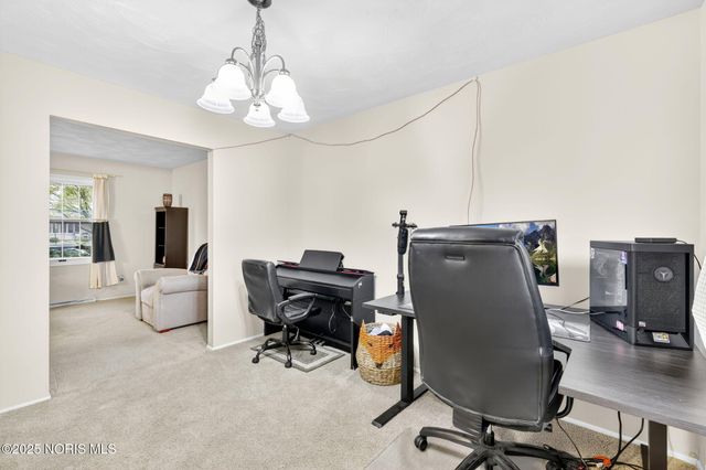 320 Southwood Drive, Perrysburg, OH 43551