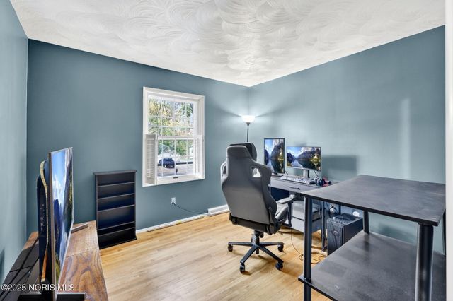 320 Southwood Drive, Perrysburg, OH 43551