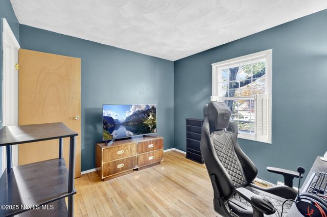 320 Southwood Drive, Perrysburg, OH 43551